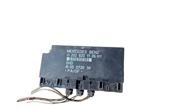 Mercedes-Benz C W202 Comfort/convenience module 2028201126