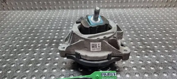 BMW 1 F20 F21 Engine mount bracket S27698857 6854252