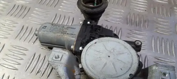 Toyota Yaris Front door window regulator motor 857200D120