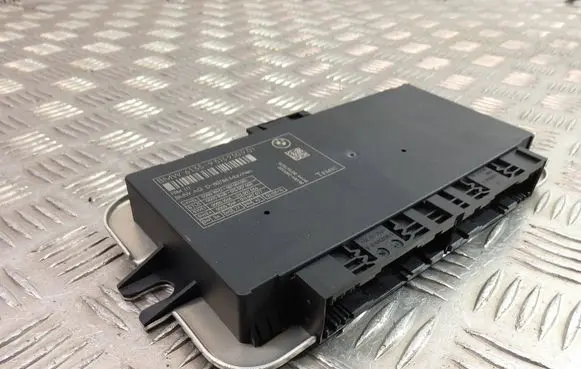 BMW 5 F10 F11 Light module LCM 9313930
