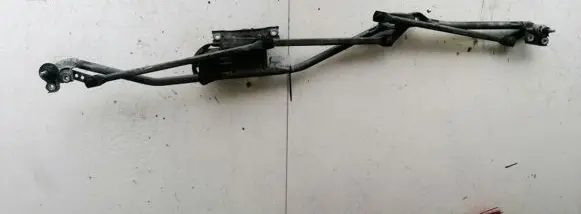 Opel Zafira A Front wiper linkage and motor