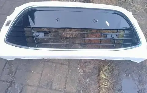 Ford S-MAX Front grill 