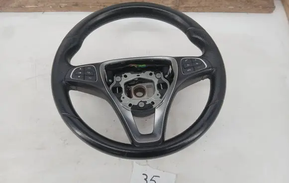 Mercedes-Benz C W205 Steering wheel A0004601703