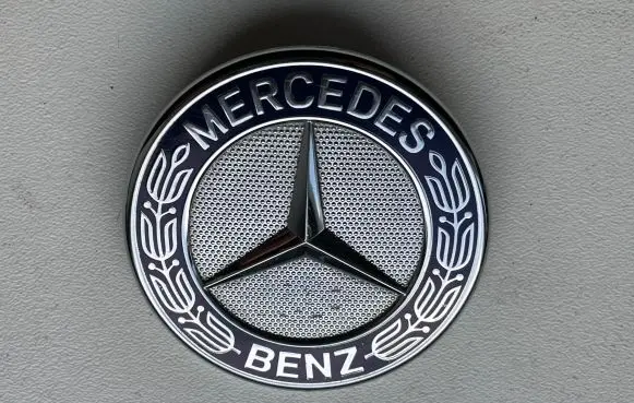 Mercedes-Benz B W246 W242 Manufacturer badge logo/emblem 2078170316