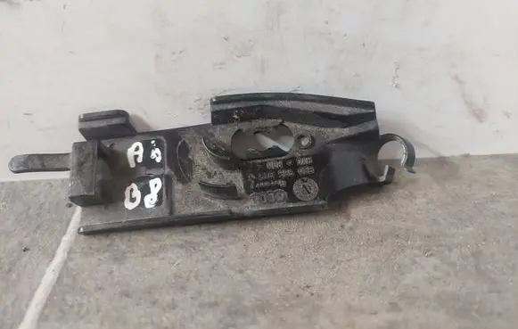 Audi A4 S4 B8 8K Other engine bay part 8E0955845