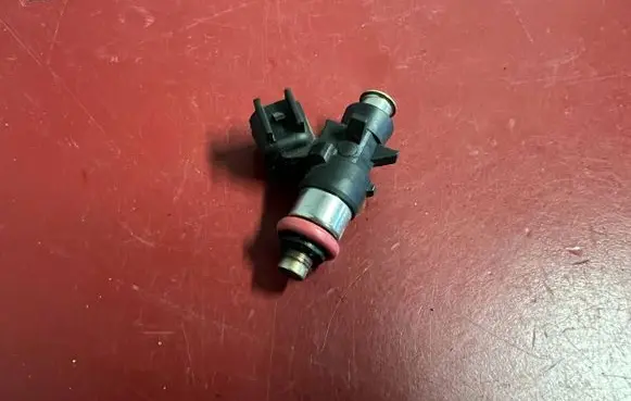 Chrysler Town & Country V Fuel injector 0280158233