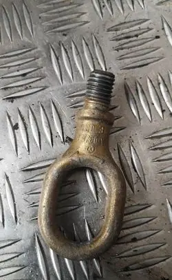 Toyota Corolla Verso AR10 Towing hook eye 