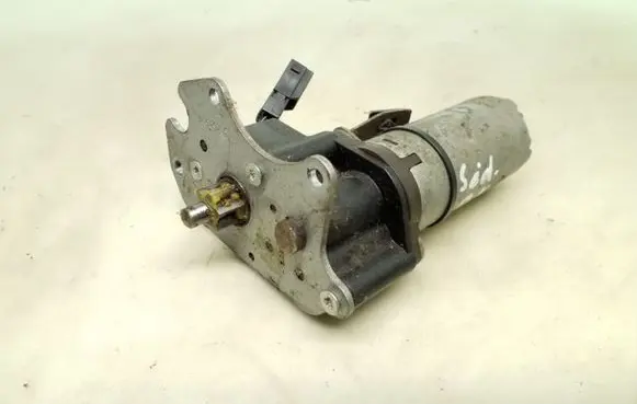 BMW 6 E63 E64 Seat adjustment motor 8251489 1124001 1127001