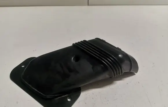 Volvo S40 Air intake duct part 7M519E635GC