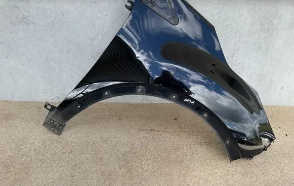 Renault Captur Fender BIXNN