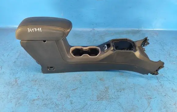 Jeep Renegade Armrest 5UX18LS5AA