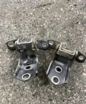 Mazda 3 II Front door hinge set 