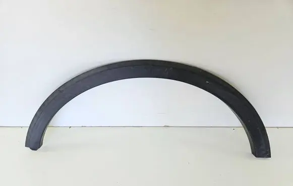 MG ZS Rear arch trim 10252371