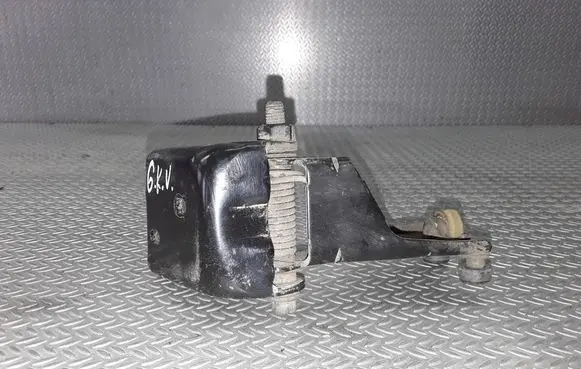 Chrysler Voyager Rear door upper hinge