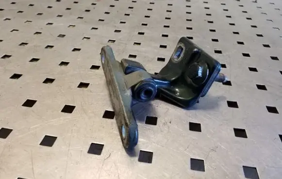 Mercedes-Benz C W203 Rear door upper hinge