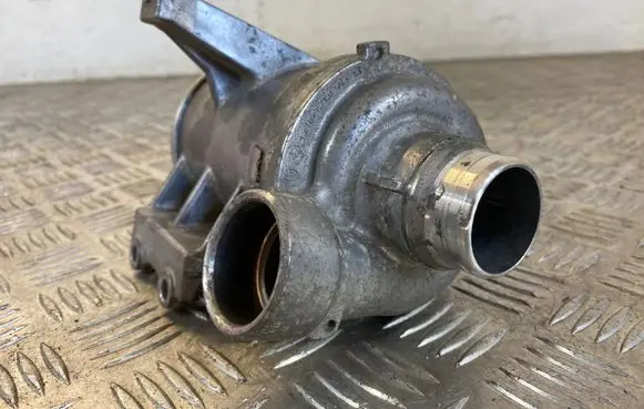 Volvo S60 Water pump 31368715 702702280 16T145