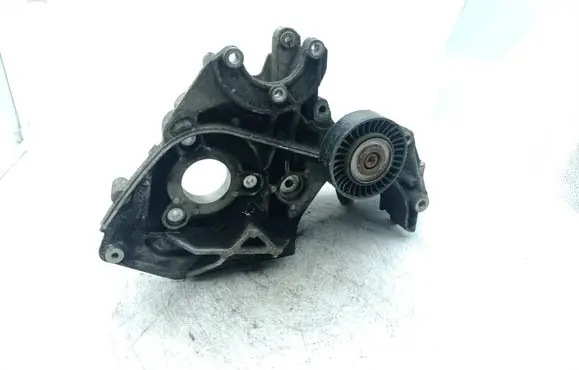 Volkswagen Crafter Generator/alternator bracket 076145167 EN1706AC
