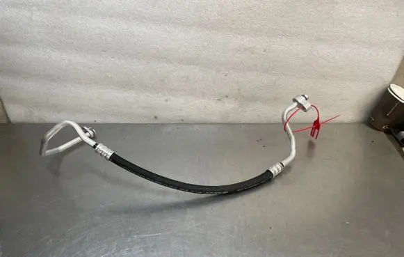 Audi A3 8Y Air conditioning (A/C) pipe/hose DOAUDIA38Y