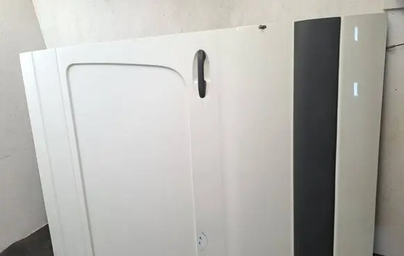 Mercedes-Benz Sprinter W907 W910 Side sliding door 