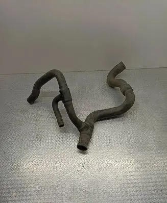 Mitsubishi Carisma Engine coolant pipe/hose