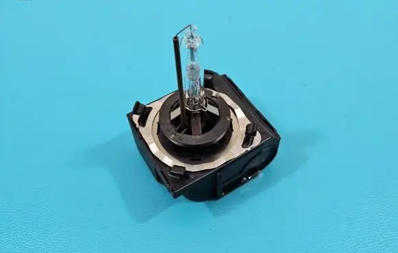 Opel Signum Xenon bulb 5DD008319-10 IMPRK1368392