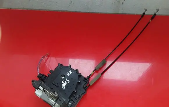 Citroen C-Crosser Front door lock NOCODE