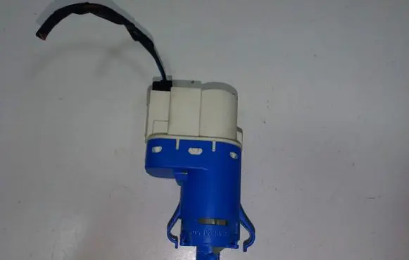 Volvo V70 Brake pedal sensor switch 3M5T9C872AC PA6GF50 PA6GF30