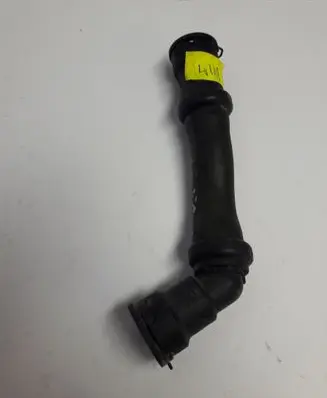 Renault Kadjar Engine coolant pipe/hose 1321098 1321099