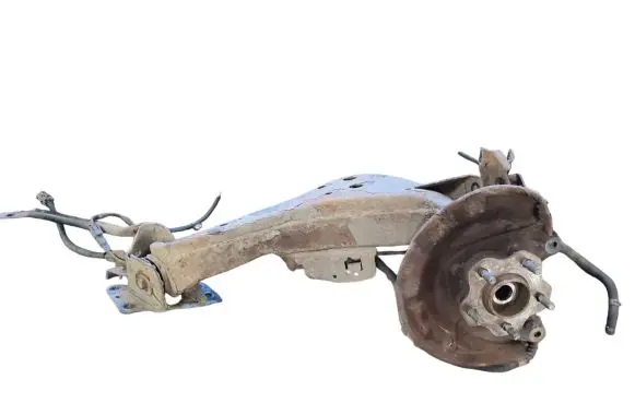 Rear wheel hub