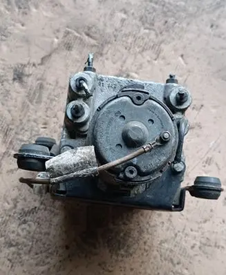 Audi A4 S4 B5 8D ABS Pump 800614111 0265214002