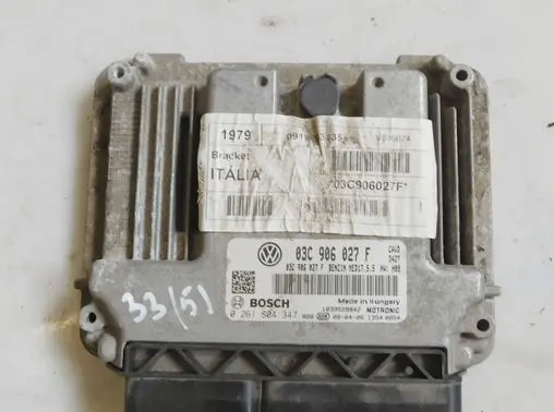 Volkswagen Scirocco Engine control unit/module 03C906027F 0261S04347