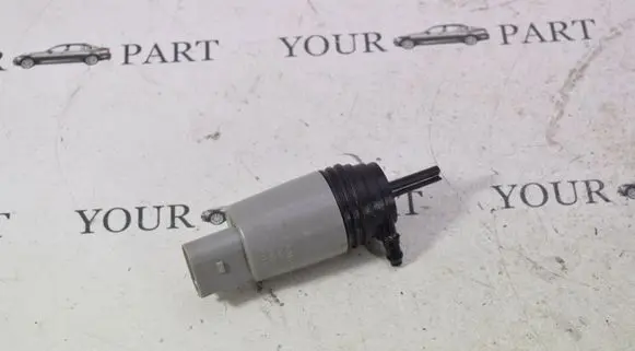 BMW 5 E60 E61 Windscreen/windshield washer pump 6934159