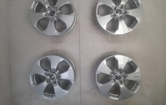 Suzuki Grand Vitara II R17 alloy rim PW457-42000