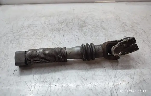 Mercedes-Benz CLS C218 X218 Steering column universal joint