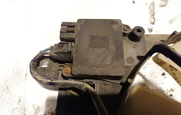 Coolant fan relay