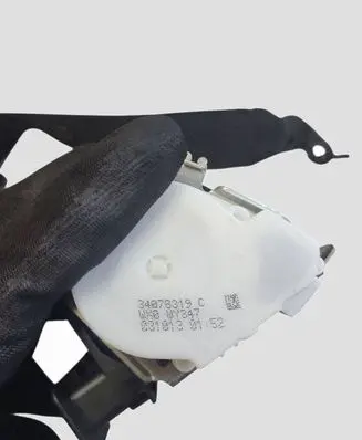 BMW 1 F20 F21 Front seatbelt 34078319C S2724330803