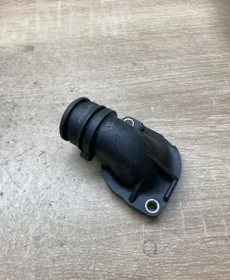 Citroen C5 Thermostat housing 3711G41