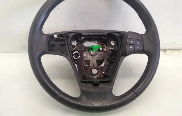 Volvo V50 Steering wheel