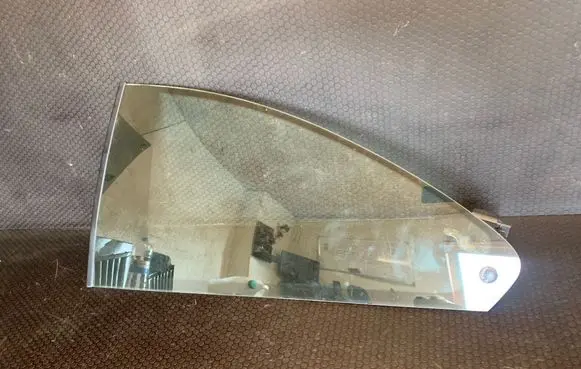 BMW 3 E46 Rear side window E643R00049
