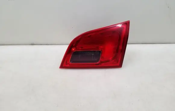 Opel Astra J Tailgate rear/tail lights 13282247