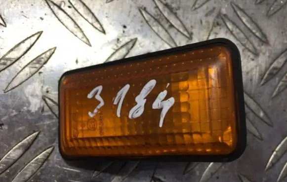 Volkswagen Golf III Front fender indicator light 1h0949117a