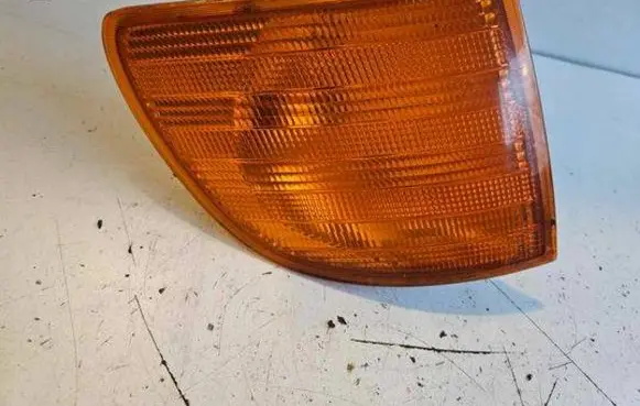 Mercedes-Benz Vito Viano W638 Front indicator light 6R01489