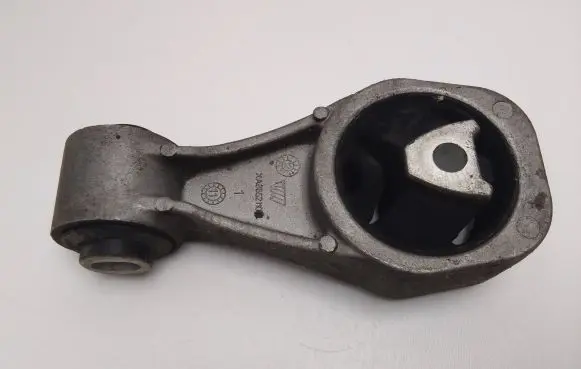 Nissan Juke I F15 Engine mounting bracket XA8652110