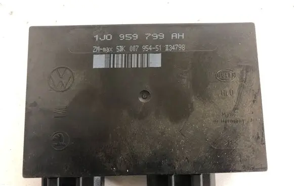 Volkswagen Golf IV Comfort/convenience module 1J0959799AH