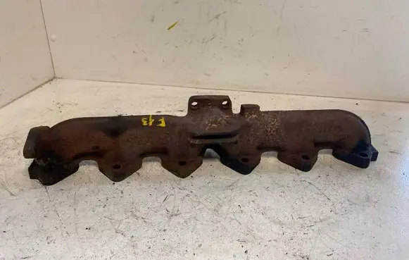 BMW 5 E39 Exhaust manifold 2248166E