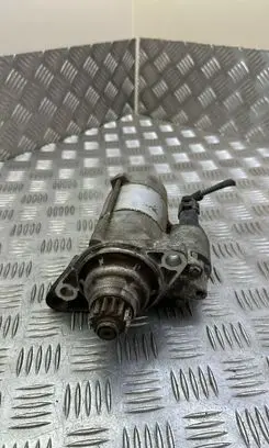 Volkswagen PASSAT B8 Starter motor 02Z911024B