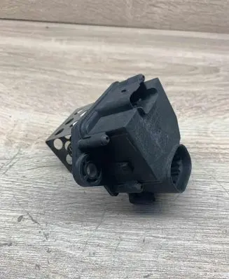 Citroen C4 I Heater blower motor/fan resistor 9649247680 8241001