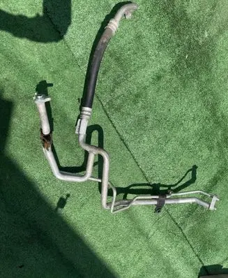 Tesla Model S Air conditioning (A/C) pipe/hose 100429300G