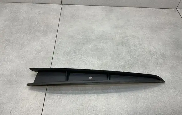 Volkswagen Polo VI Front bumper lower grill 2GS853677J