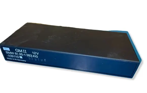 BMW 8 E31 Other control units/modules 61351383410